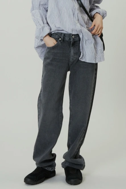 Boy fit gray washing denim pants