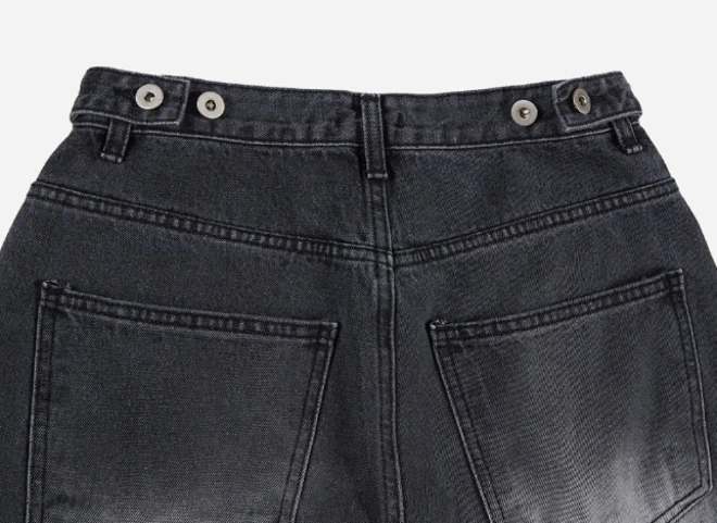 Button point brush wide denim pants