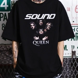 QUEEN HALF T